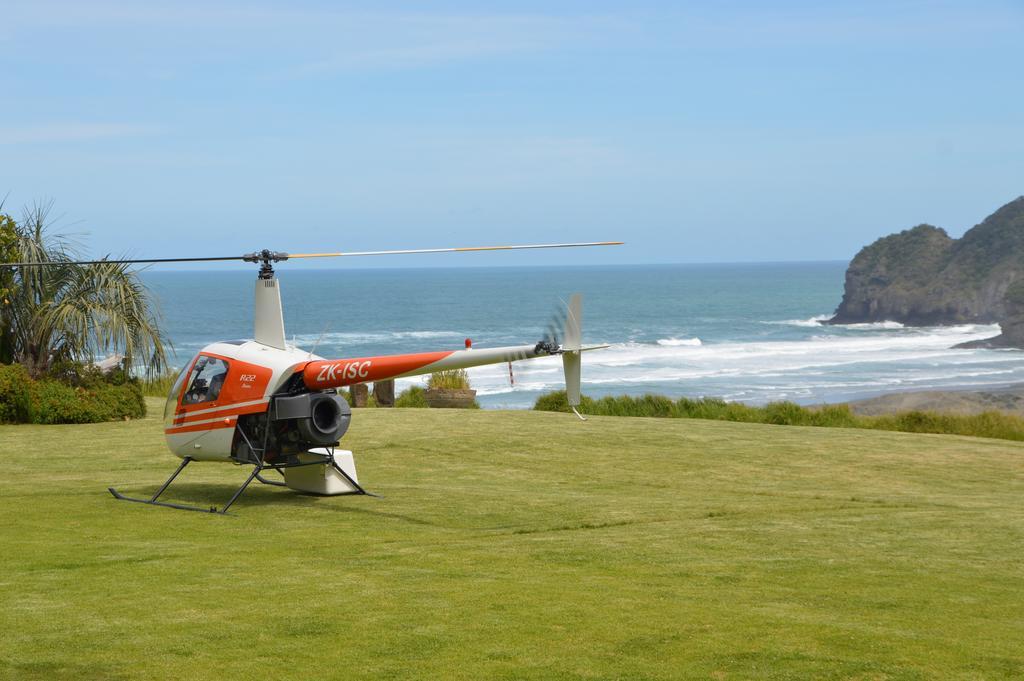 Bethells Beach Cottages Екстер'єр фото