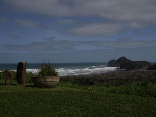 Bethells Beach Cottages Екстер'єр фото