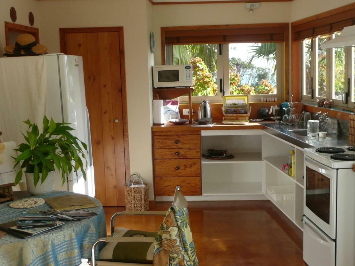 Bethells Beach Cottages Екстер'єр фото
