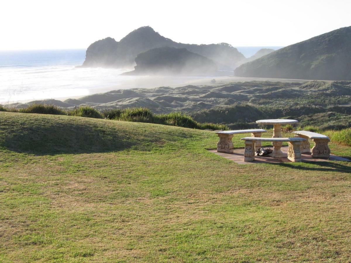 Bethells Beach Cottages Екстер'єр фото